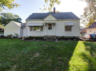 602 S Mattis Ave, Champaign, IL 61821