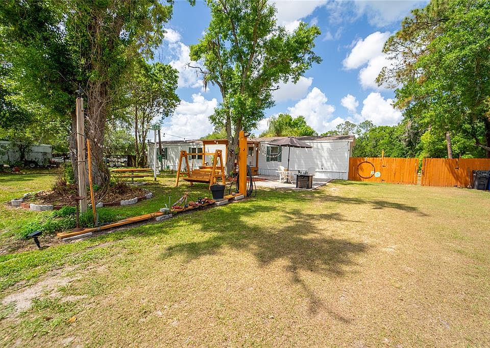 1st image of 12711 Lovers Ln