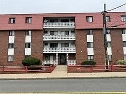 Building Photo - 141 Pierce St #12