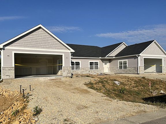 3rd image of 309 Teri Lee Ln