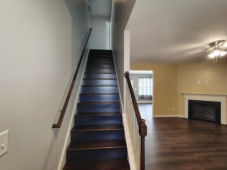 128 Welborn St — Photo 3
