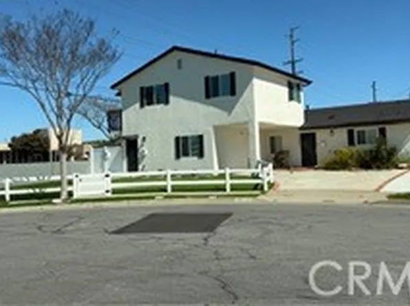 10002 Saint Stephen Cir, Cypress, CA 90630