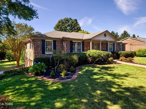 717 Kempton Rd, Knoxville, TN 37909