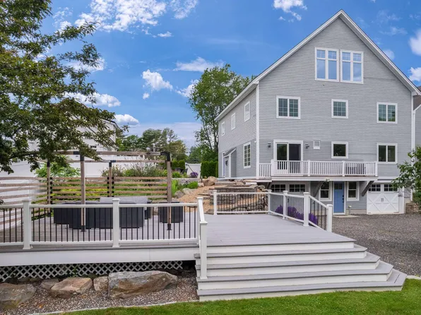 263 Long Sands Road, York, ME 03909