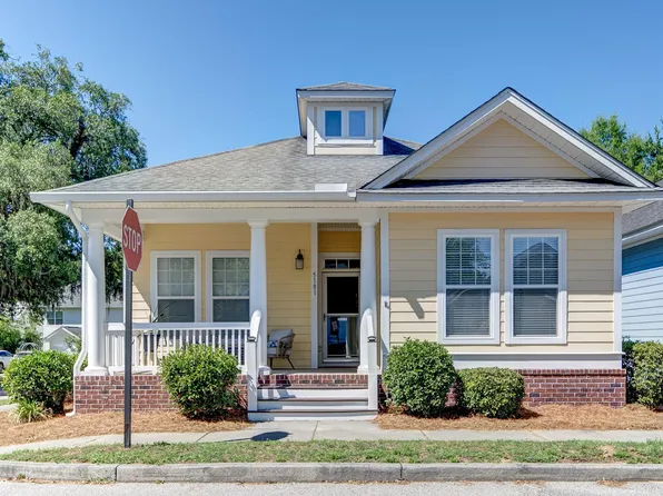 5181 Celtic Dr, North Charleston, SC 29405