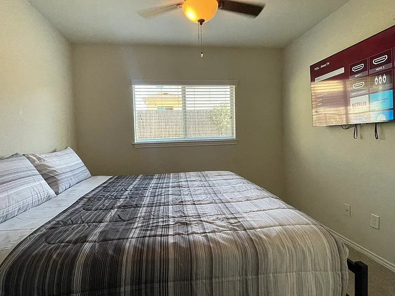3738 Gallery Wls — Photo 88