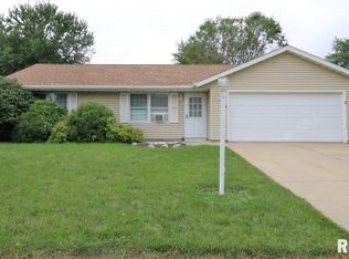 505 Pontiac Rd, Marquette Heights, IL 61554