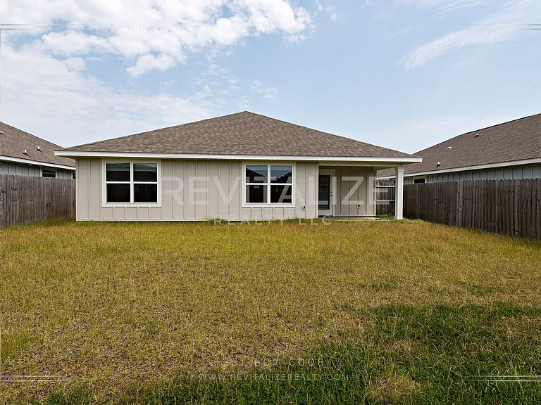 21962 Aleutian Ave — Photo 54