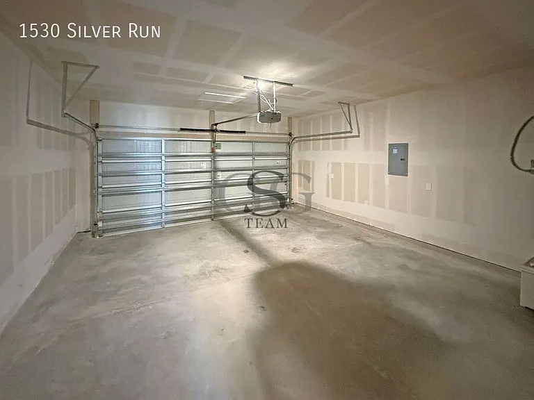 1530 Silver Run — Photo 7