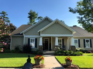 207 Mitchell Place Dr, Thomasville, GA 31792