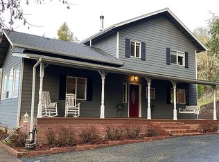 727 Hutchins Dr, Roseburg, OR 97471