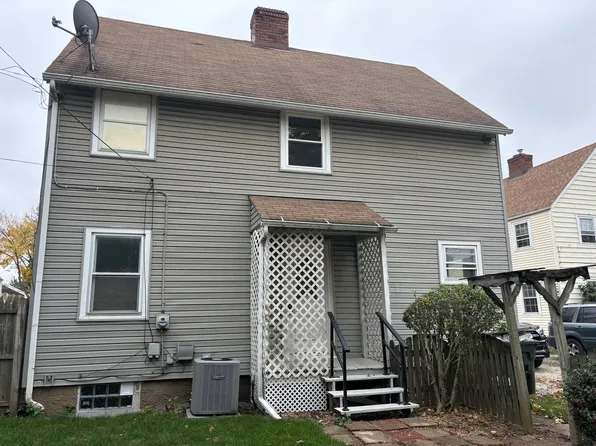 1360 Roslyn Ave SW, Canton, OH 44710