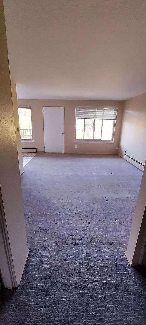 Westwinds Apartments — Photo 4
