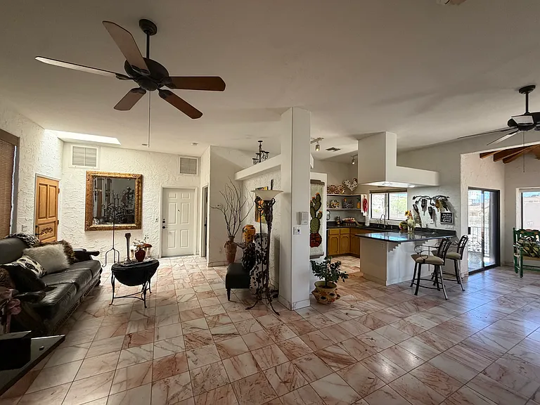 3750 Canyon Cove Dr — Photo 4