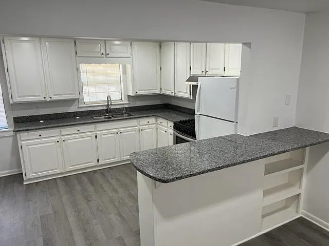 Building Photo - 769 W Breeze Cv