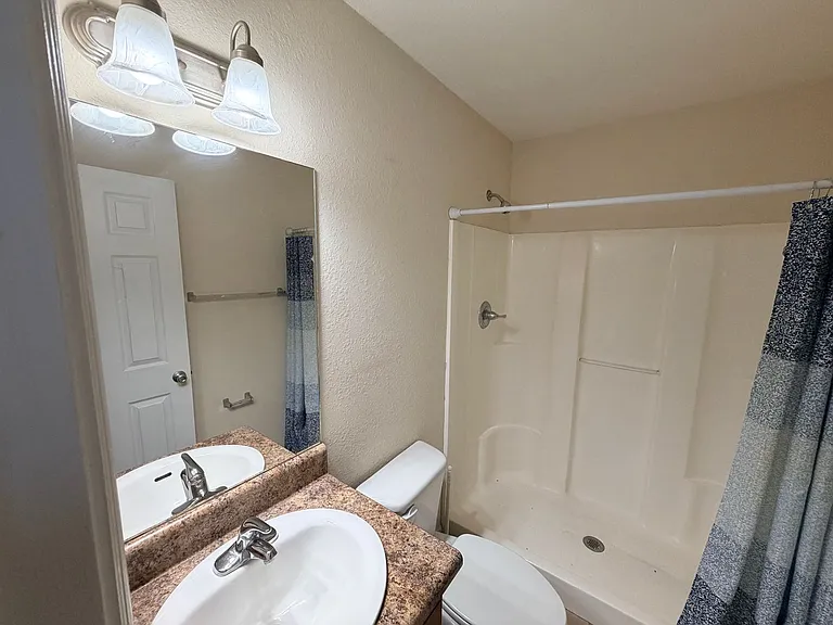 1704 N Patterson St #4 — Photo 13