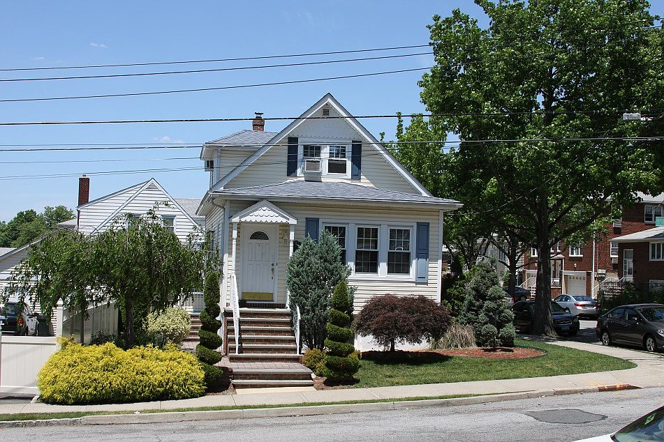 1st image of 33 Oswego St