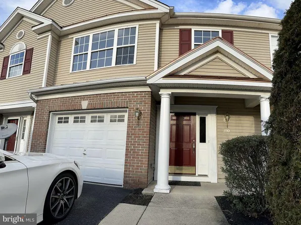330 Helen Dr, Riverton, NJ 08077