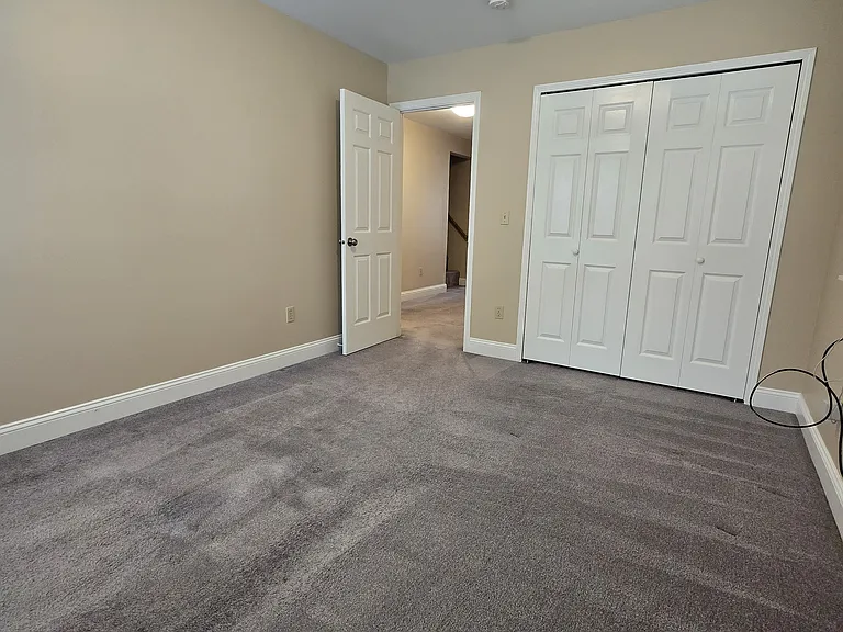 833 S 112th St #5 — Photo 14