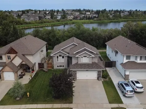 11114 S 60th Ave, Grande Prairie, AB T8W 0H6
