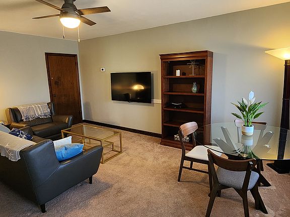 5th image of 2147 Stegman Ave #2147