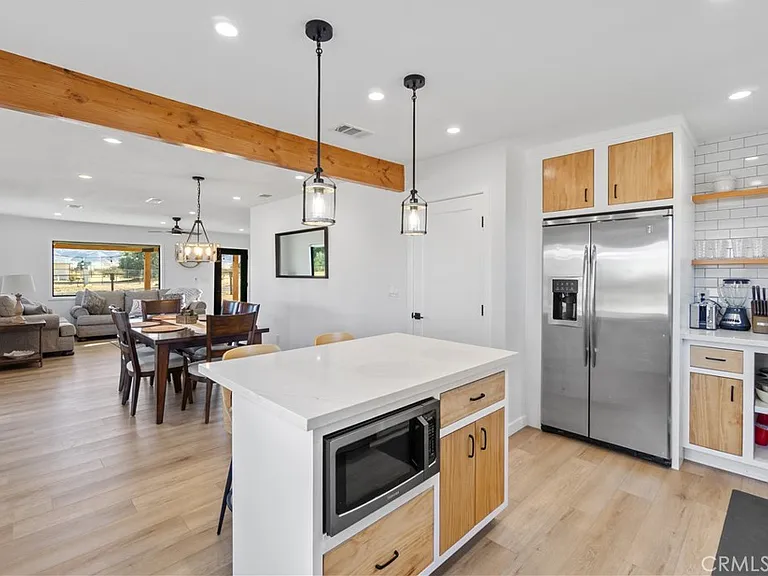 64654 Sun Mesa Rd — Photo 9