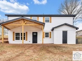41 Cedarwood Ct, Martinsville, VA 24112