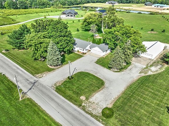 4th image of 3484 S Long Creek Rd