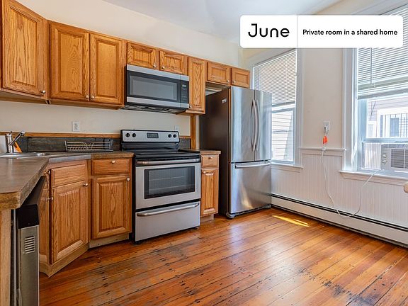 2nd image of 1 Folsom Ave #D