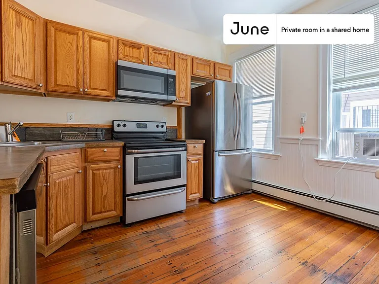 1 Folsom Ave #C — Photo 3