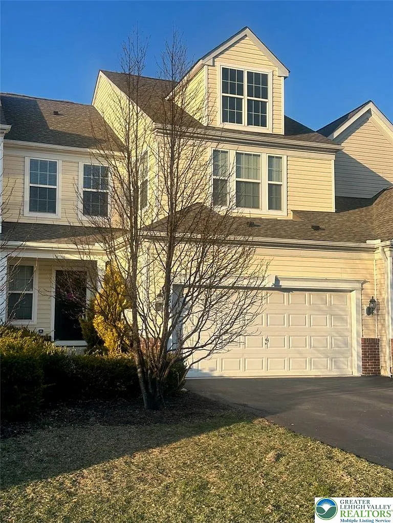 Building Photo - 8536 Mayfair Ct