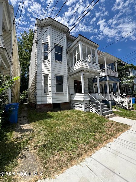 3rd image of 10 Stanwix Street