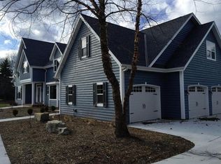 1520 W Green Brook Rd, River Hills, WI 53217