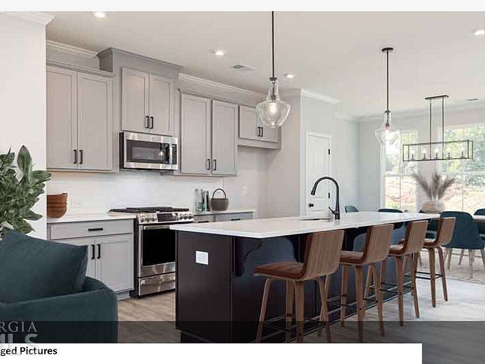 1st image of 512 Hardy Dr #137