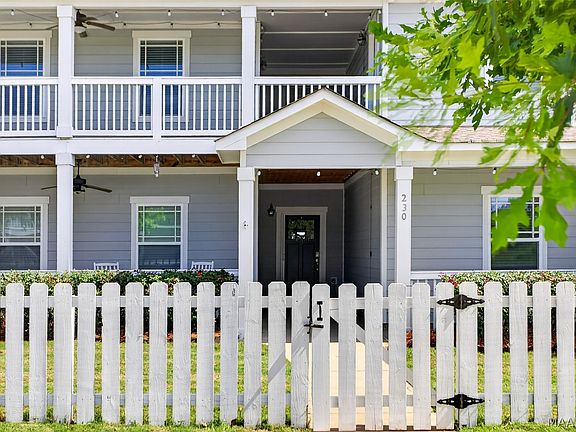 4th image of 230 Avenue Of The Orchards