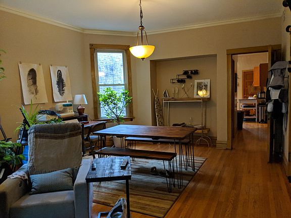3rd image of 2027 W Cullom Ave #2