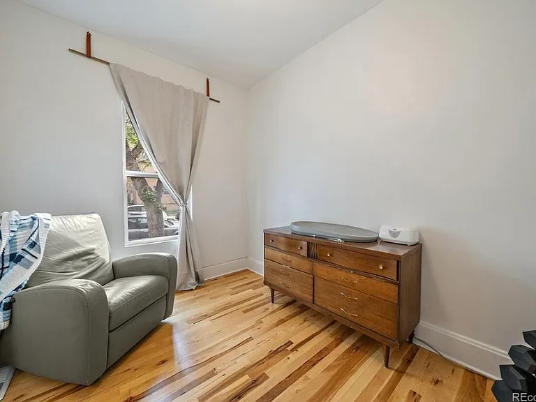 217 E Cedar Ave — Photo 12
