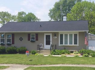 907 Plaza Dr, Joliet, IL 60435