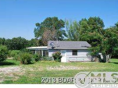 2139 Y Rd, Linn Creek, MO, 65052