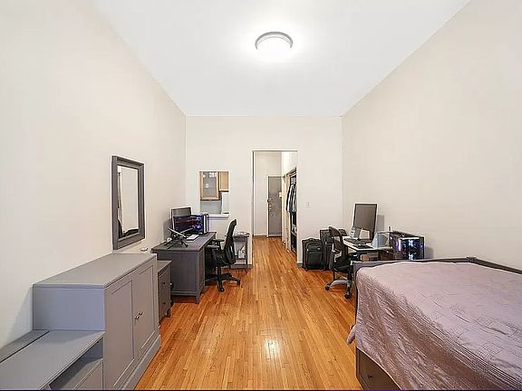 4th image of 36 W 35th St APT 3B