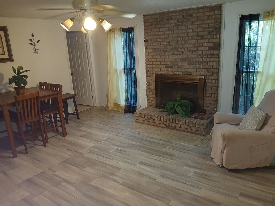 1st image of 809 13th Ct