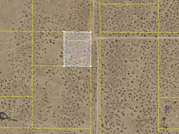 210th St E #E/e-l, Lancaster, CA 93535