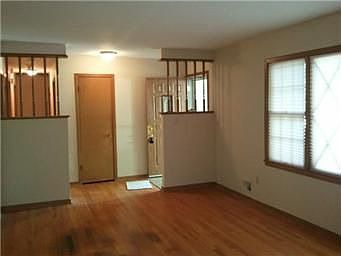 3rd image of 10919 Elmwood Dr