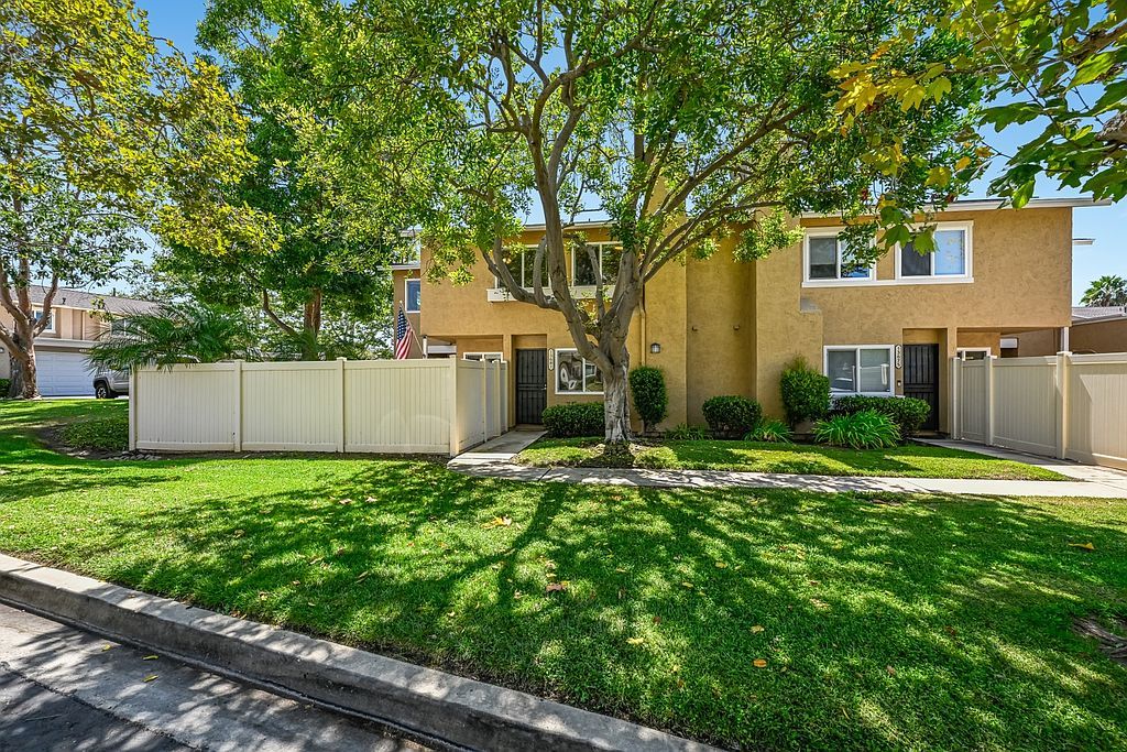13681 Sycamore Tree Ln - Property Image
