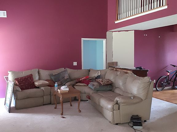 5th image of 3925 Butler Springs Dr