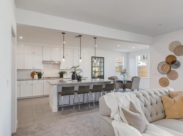 10431 Arnado St, Elk Grove, CA 95757