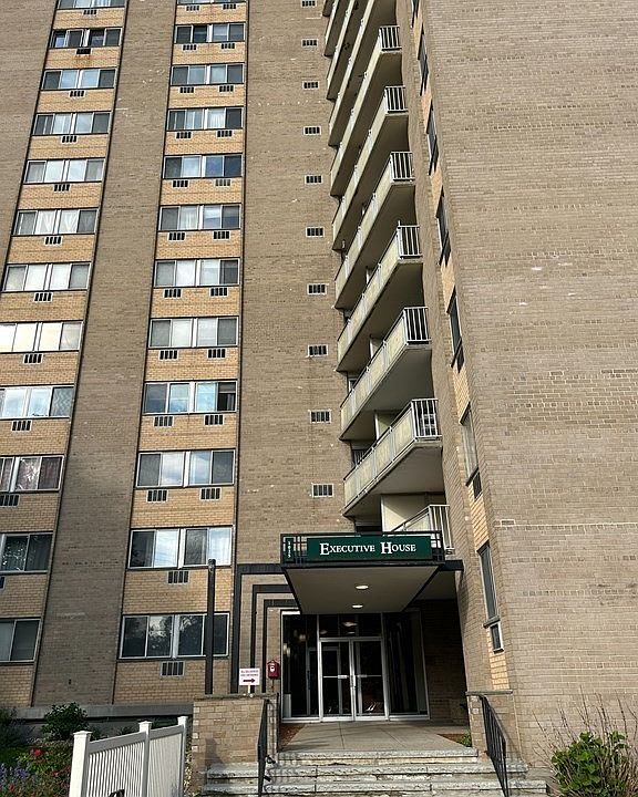 1st image of 1025 Hancock St Unit 6H