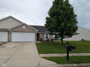 6407 Emerald Springs Dr, Indianapolis, IN 46221