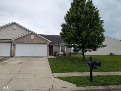 6407 Emerald Springs Dr, Indianapolis, IN, 46221