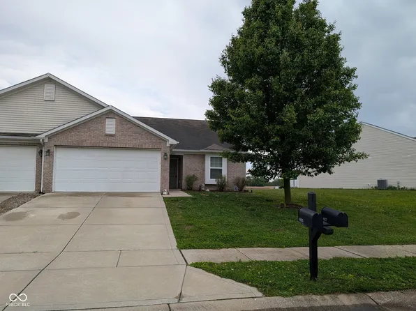 6407 Emerald Springs Dr, Indianapolis, IN 46221